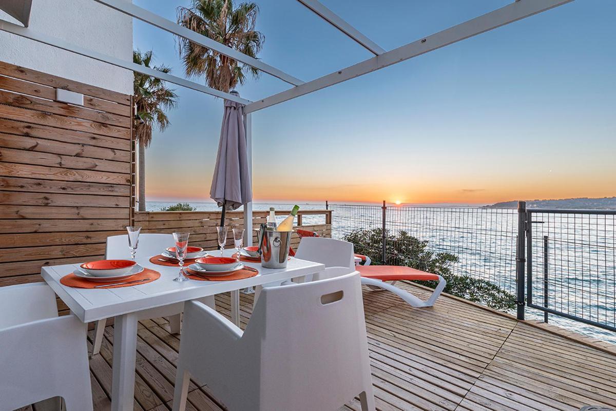 Casa L'augusta Ii, Casa Sobre El Mar En Apartment *